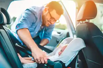 Sécurité routière : comment bien protéger ses enfants en voiture ?